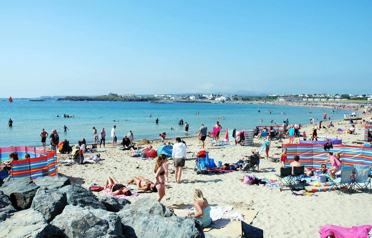 The Beach Motel Trearddur Exterior photo